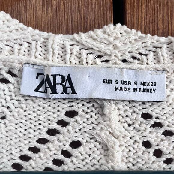 ZARA White Crop Cable Knit Short Sleeve V Neck Cardigan Small (K331) - Picture 6 of 6